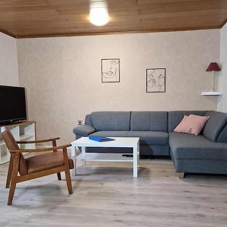Grosszuegige Ferienwohnung 4+1 P. Buettelborn ภายนอก รูปภาพ