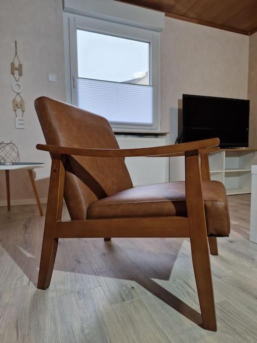 Grosszuegige Ferienwohnung 4+1 P. Buettelborn ภายนอก รูปภาพ
